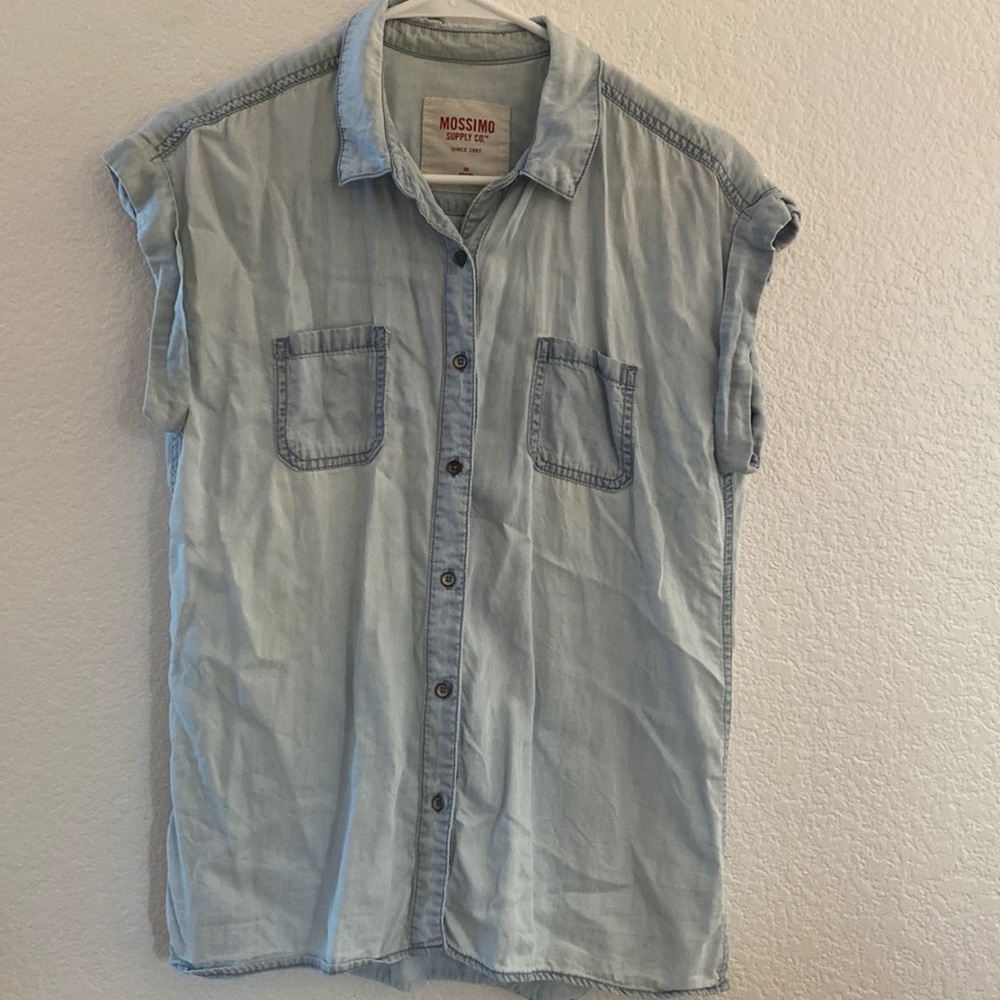 Sleeveless Top, soft light denim, Mossimo brand, size XS